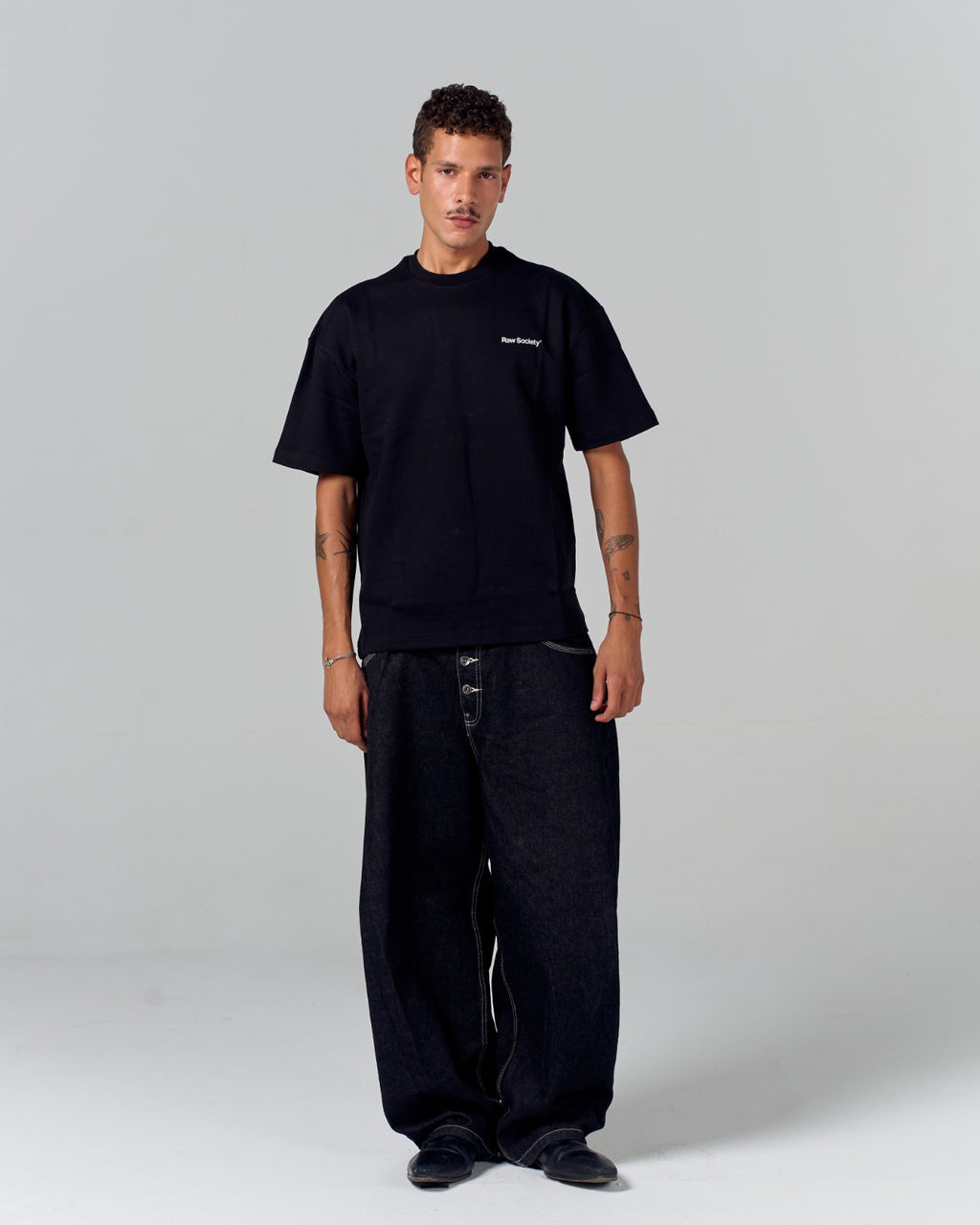 Core Logo Regular Tee - Black