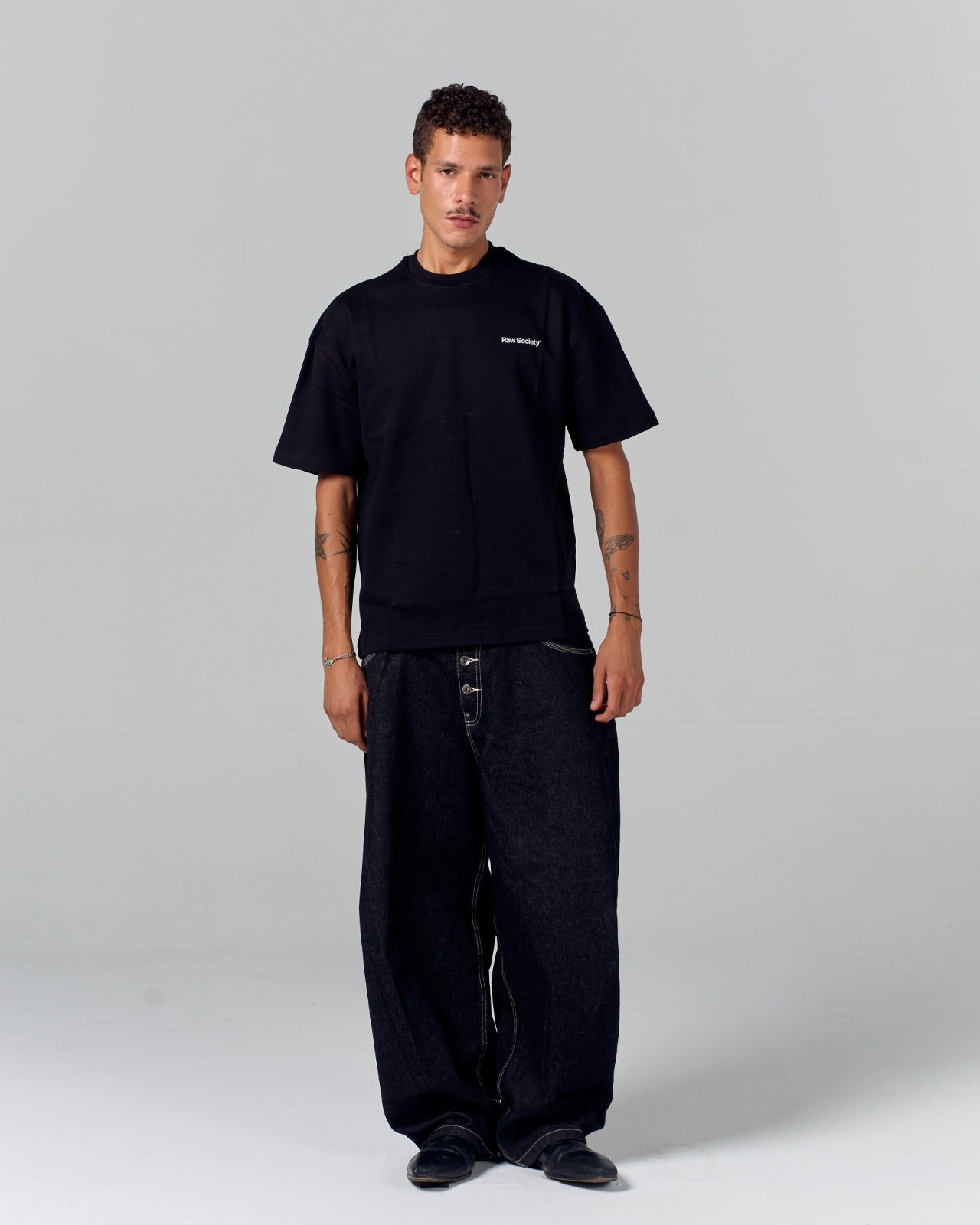 Core Logo Regular Tee - Black
